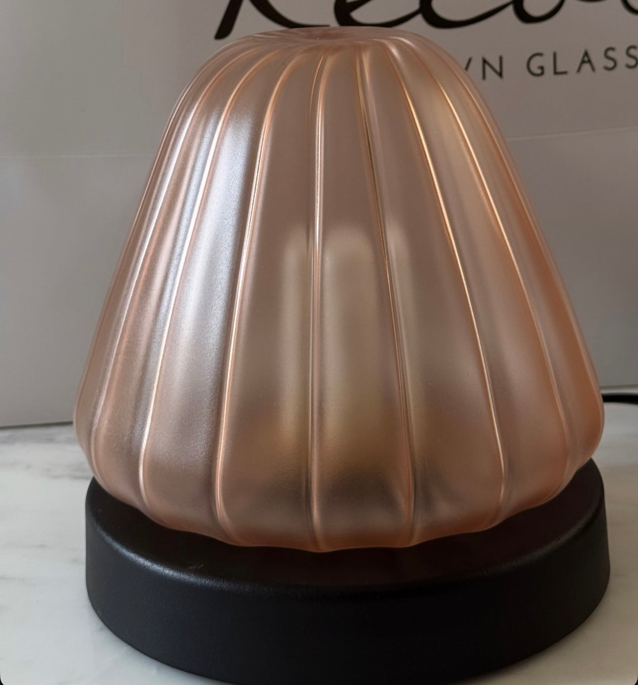 Pyramid Basta Lamp TLN4