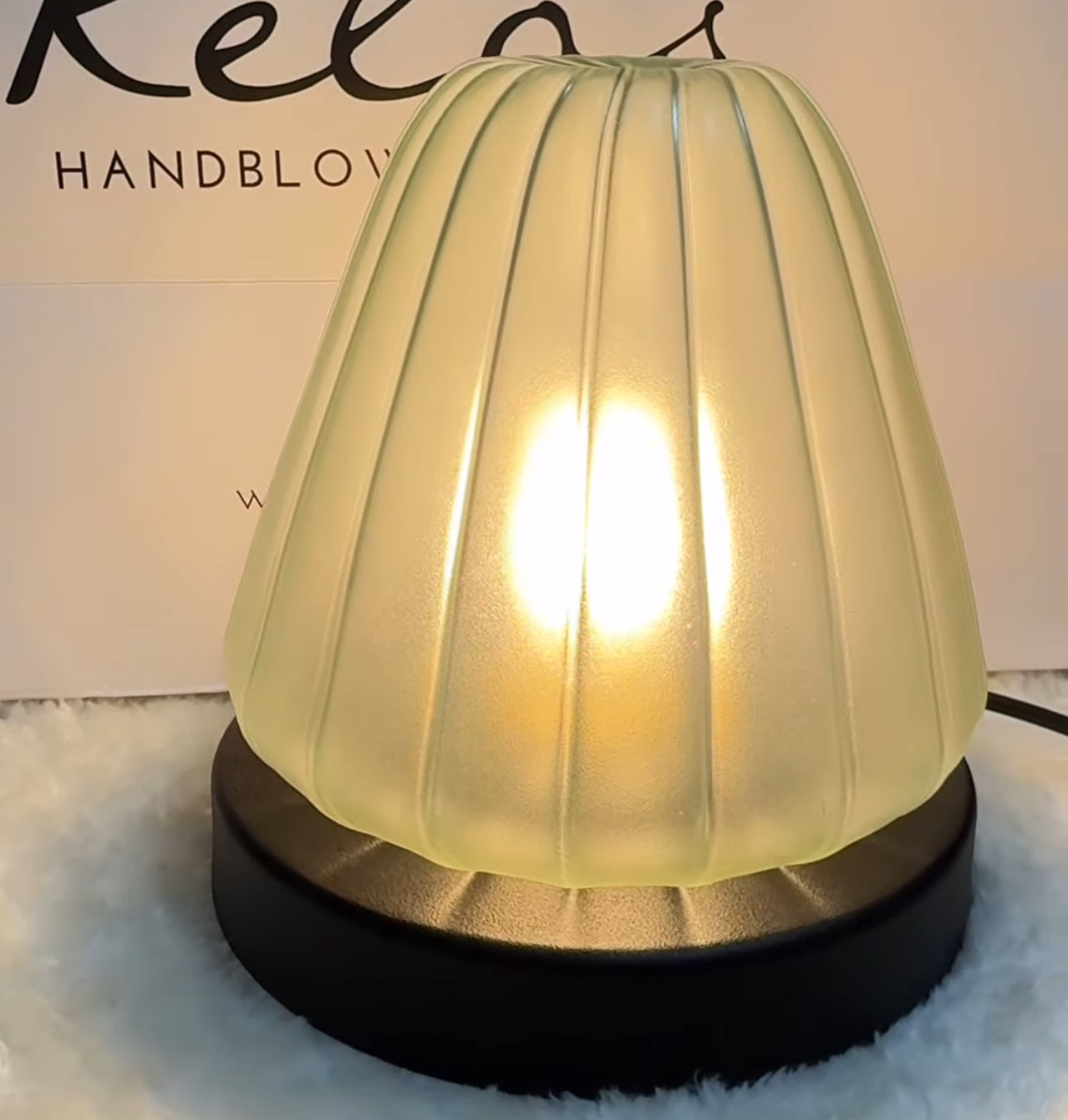 Pyramid Basta Lamp TLN4