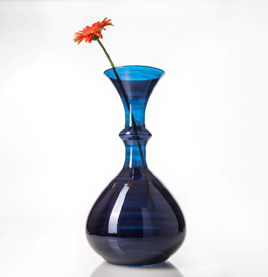 Vase V7